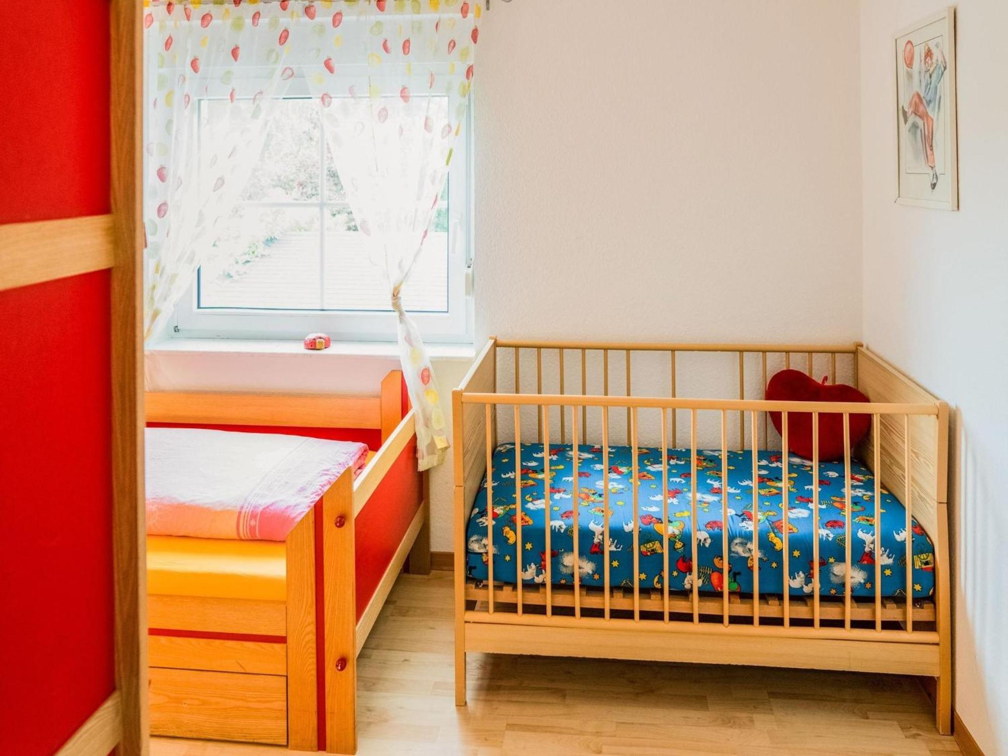 Luxurious Apartment In Medebach Near Public Pool ภายนอก รูปภาพ
