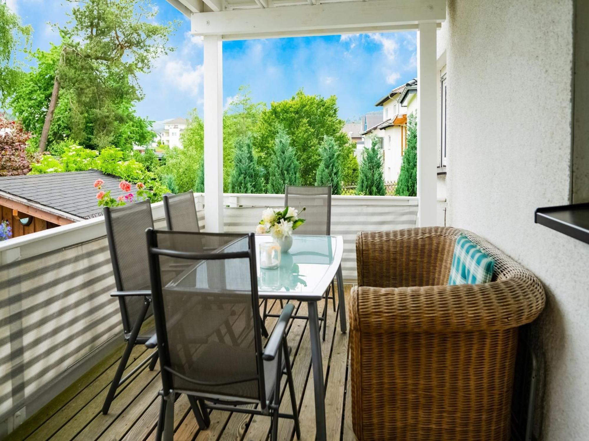 Luxurious Apartment In Medebach Near Public Pool ภายนอก รูปภาพ